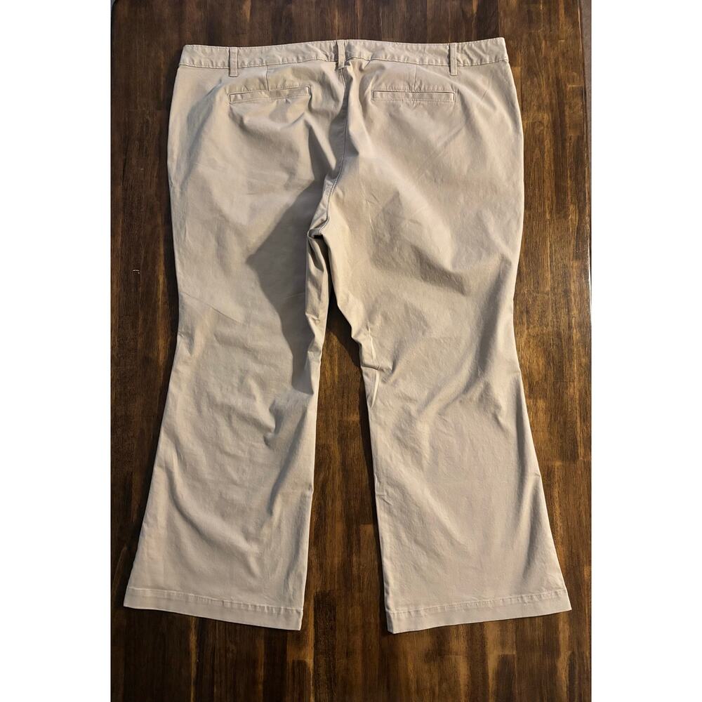 Old Navy Women’s Plus Size 24 Short 48 x 30 Pants Cotton Stretch Twill Khakis - Picture 2 of 12